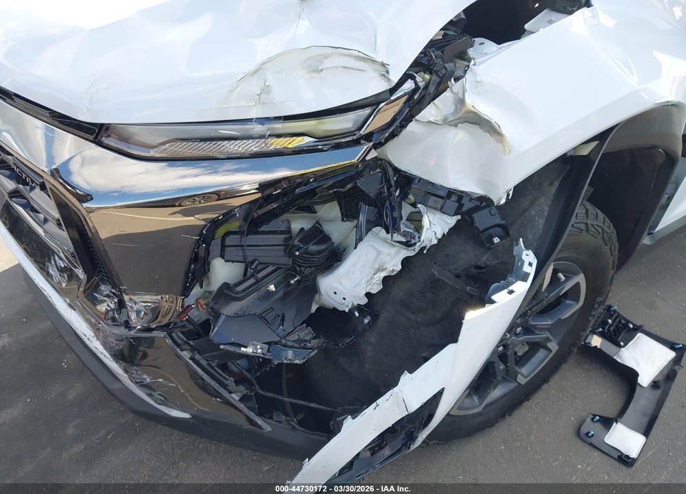 2026 CHEVROLET EQUINOX FWD ACTIV VIN: 3GNAXKEG8TL183499