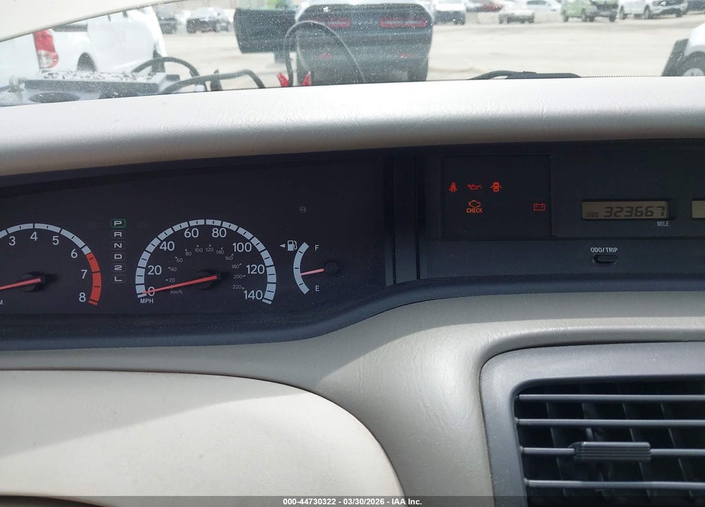 2002 TOYOTA AVALON XL VIN: 4T1BF28B92U242656