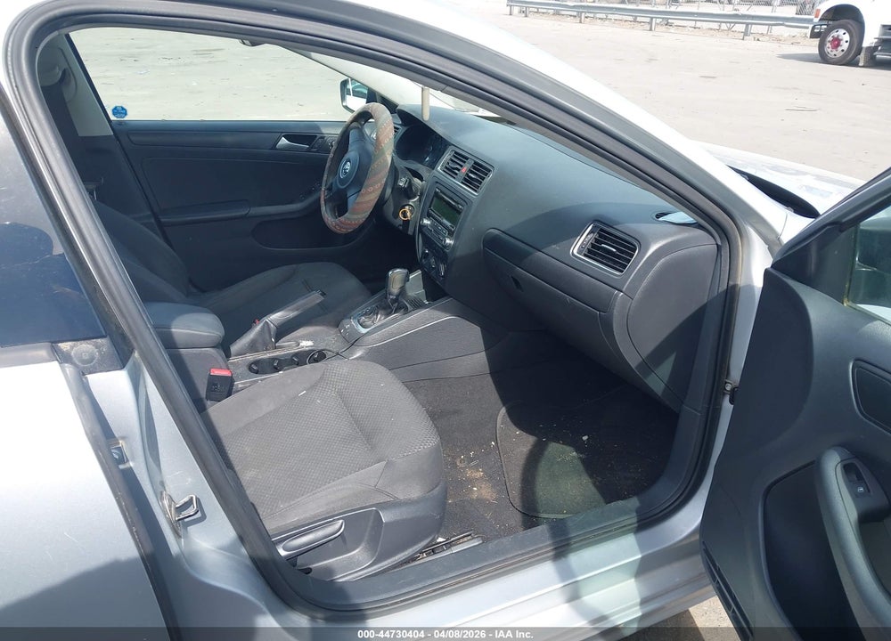 2014 VOLKSWAGEN JETTA 2.0L S VIN: 3VW2K7AJ3EM229258