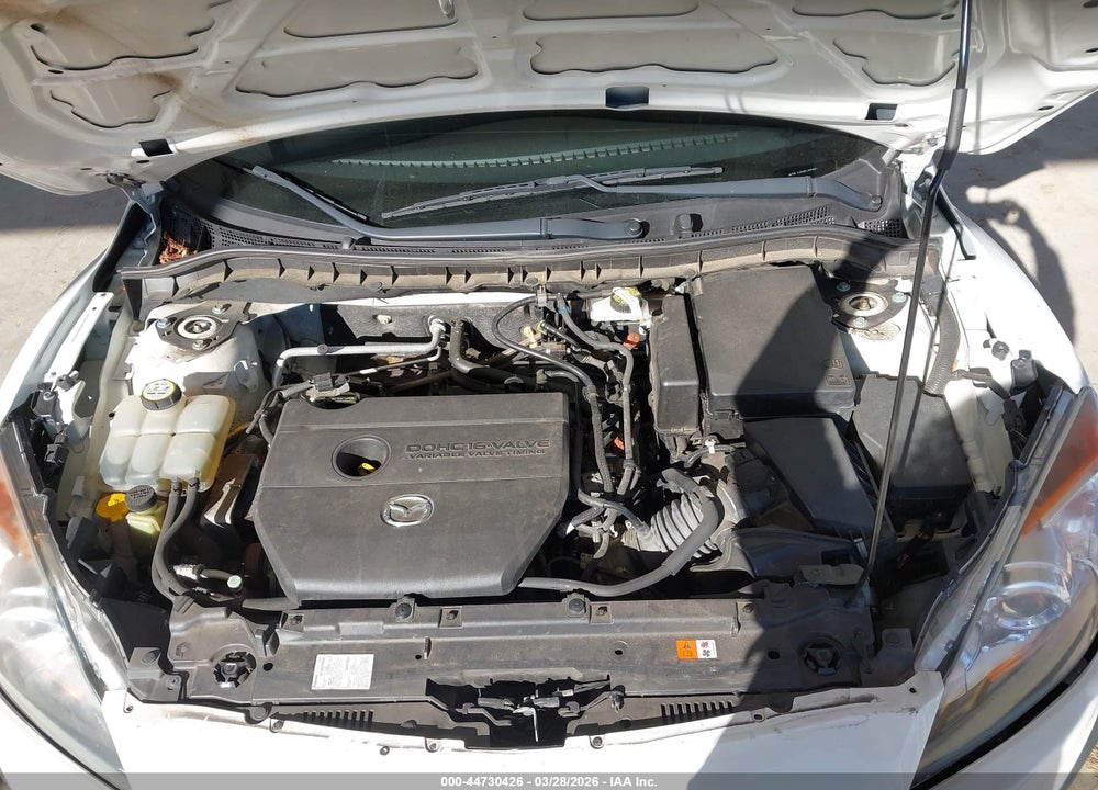 2011 MAZDA 3 I SPORT VIN: JM1BL1UGXB1495981