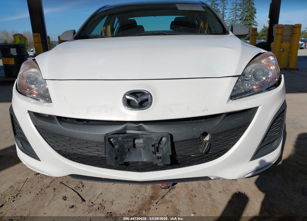 2011 MAZDA 3 I SPORT VIN: JM1BL1UGXB1495981