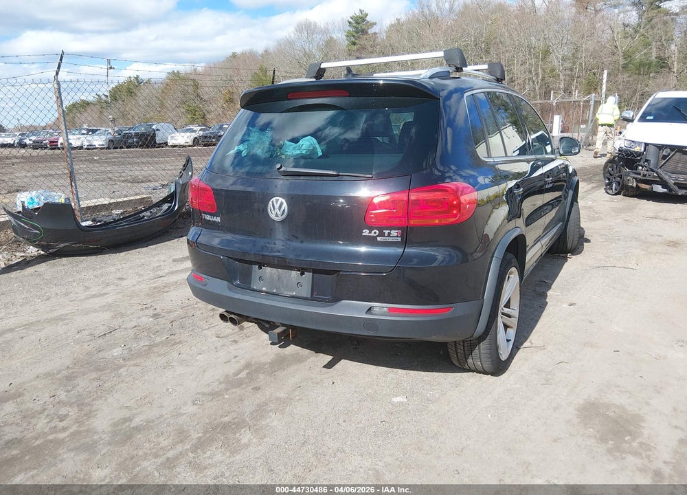 2014 VOLKSWAGEN TIGUAN R-LINE VIN: WVGBV3AX1EW097149