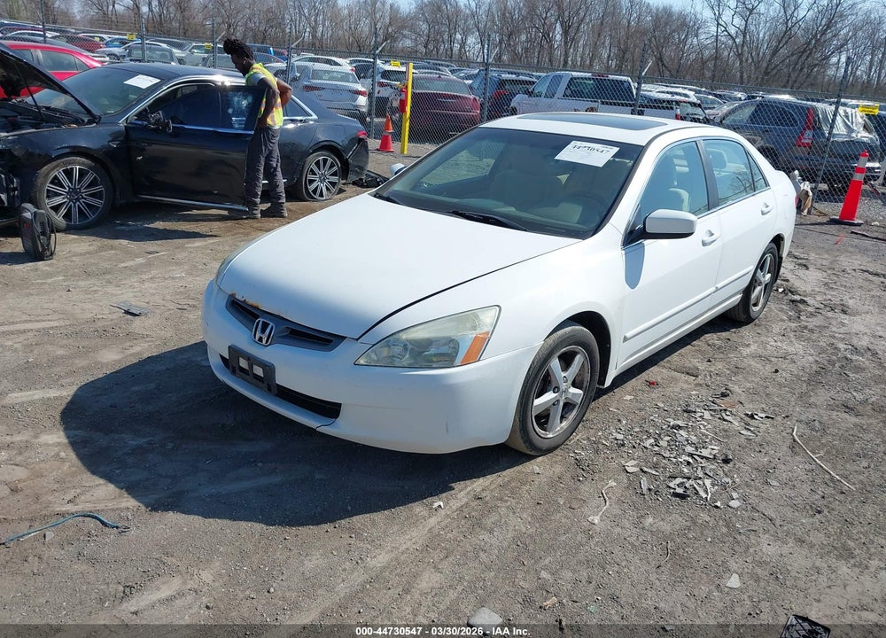 2003 HONDA ACCORD 2.4 EX VIN: 1HGCM56603A004172