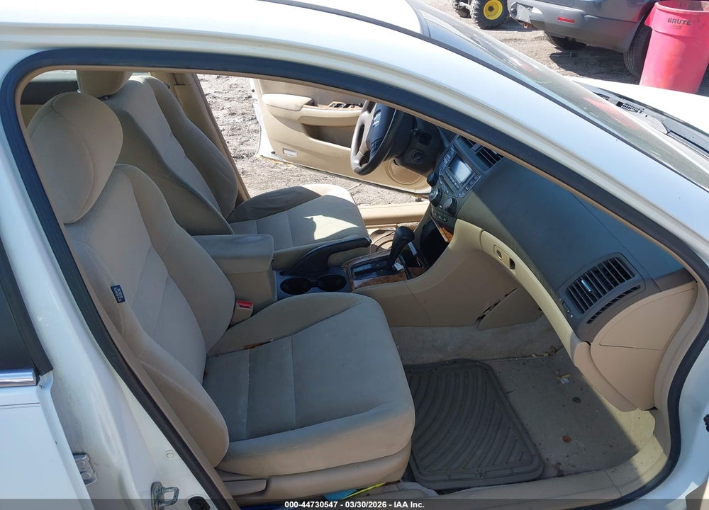 2003 HONDA ACCORD 2.4 EX VIN: 1HGCM56603A004172