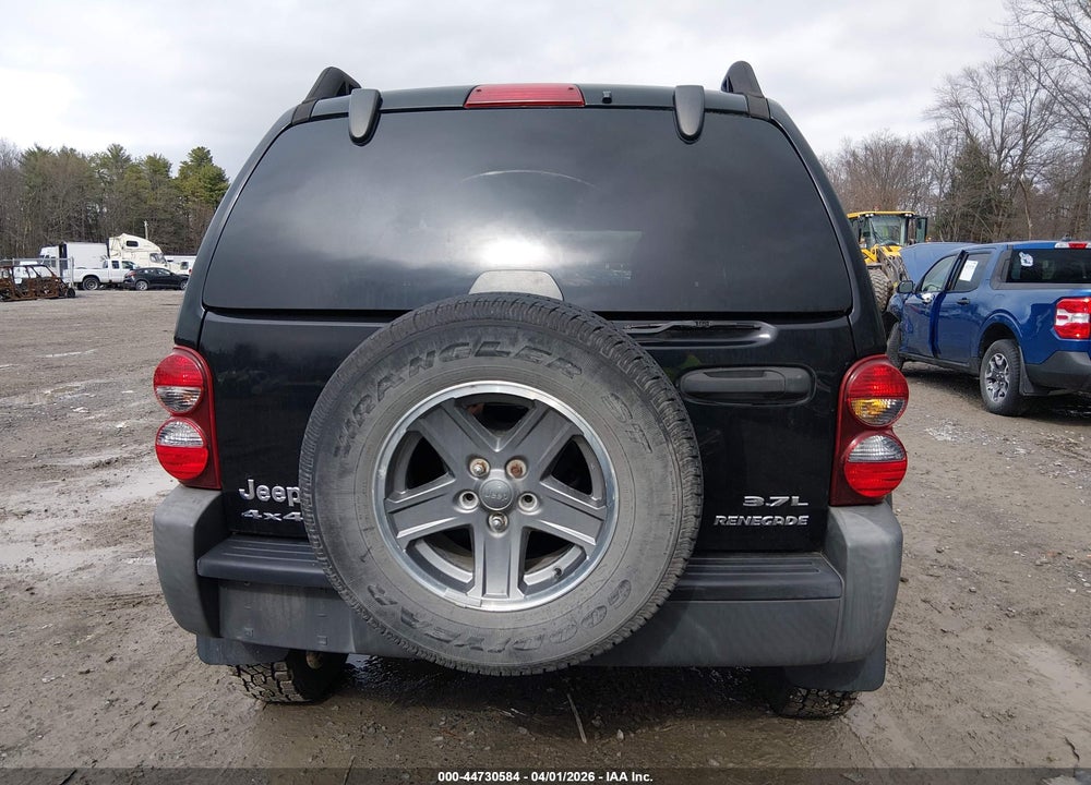 2005 JEEP LIBERTY RENEGADE VIN: 1J4GL38K05W724881
