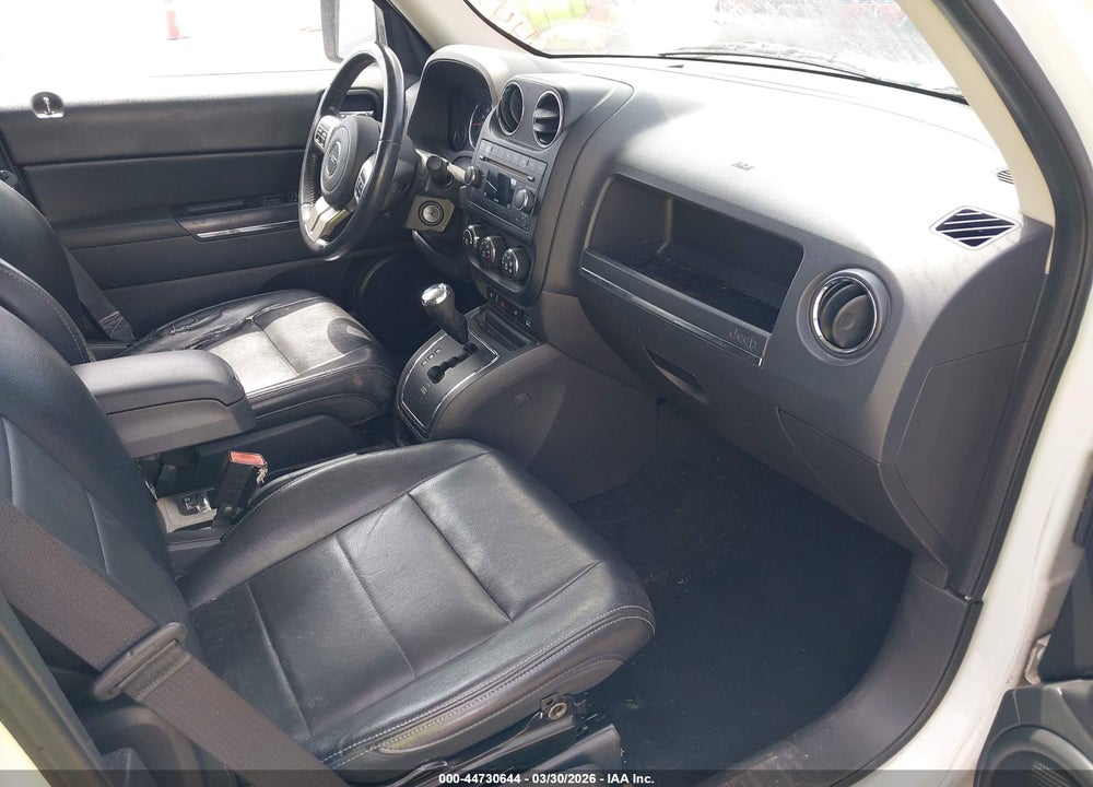 2011 JEEP PATRIOT LATITUDE X VIN: 1J4NF4GBXBD274671