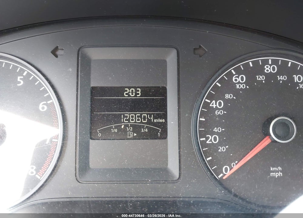2013 VOLKSWAGEN JETTA 2.0L S VIN: 3VW2K7AJ2DM371051