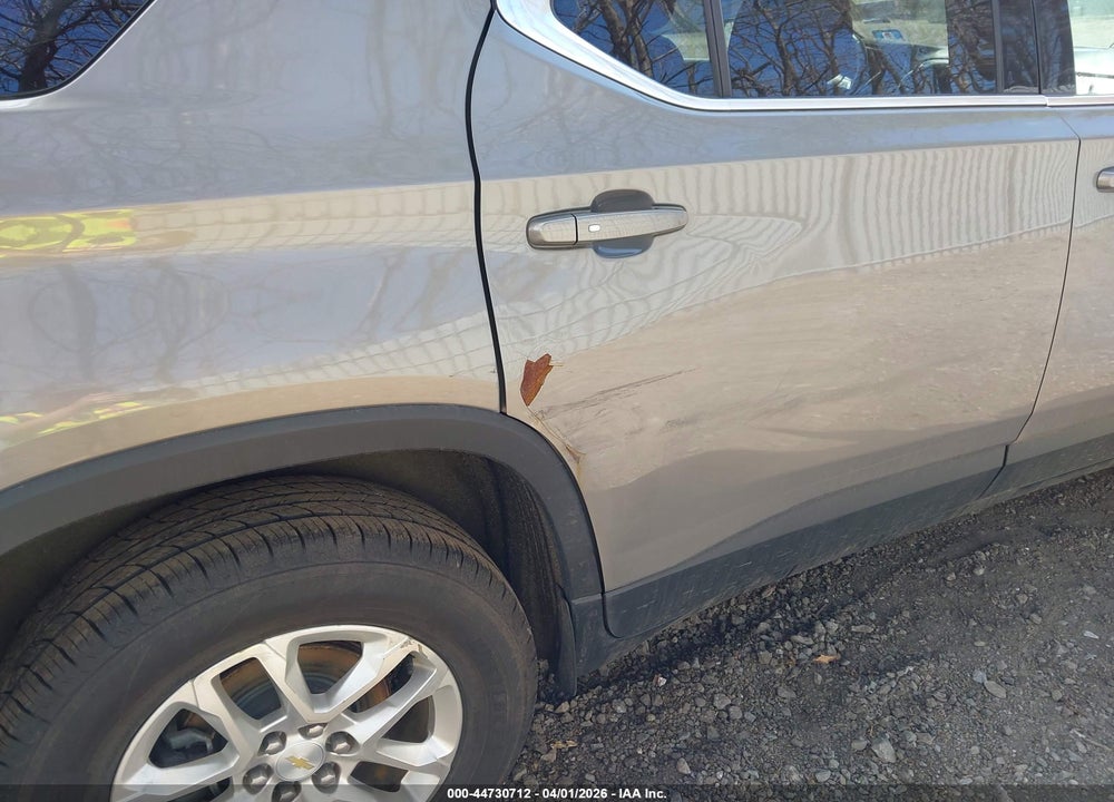 2018 CHEVROLET TRAVERSE 1LT VIN: 1GNERGKW6JJ282301