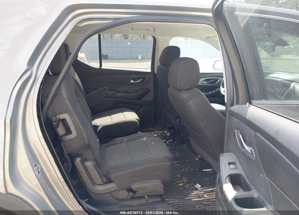 2018 CHEVROLET TRAVERSE 1LT VIN: 1GNERGKW6JJ282301