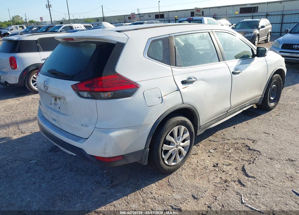 2017 NISSAN ROGUE S VIN: JN8AT2MV8HW012763