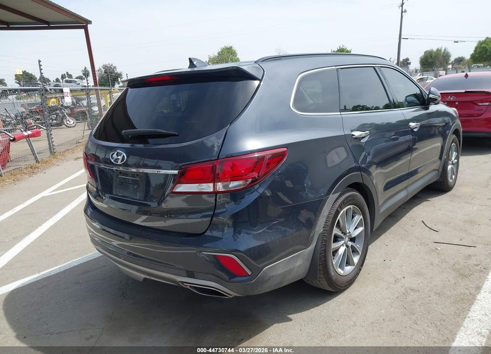 2017 HYUNDAI SANTA FE SE VIN: KM8SN4HF7HU247431