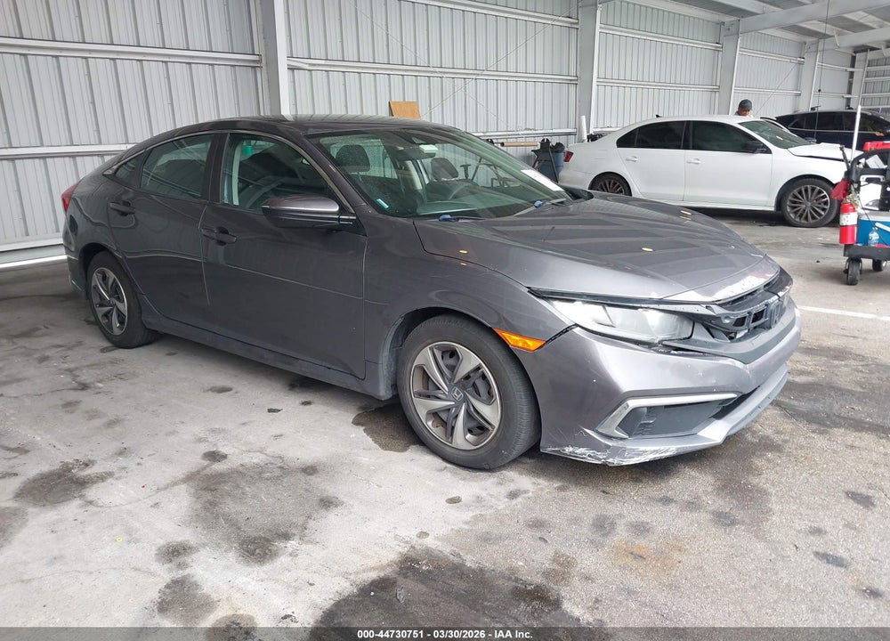 2019 HONDA CIVIC LX VIN: 19XFC2F62KE022620