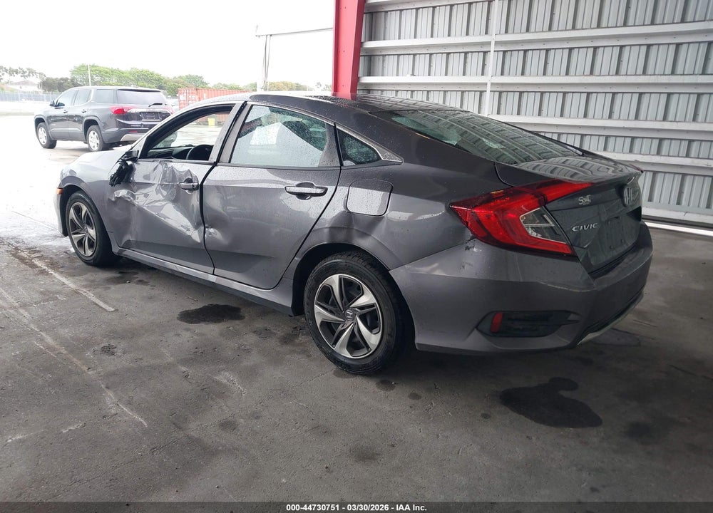2019 HONDA CIVIC LX VIN: 19XFC2F62KE022620