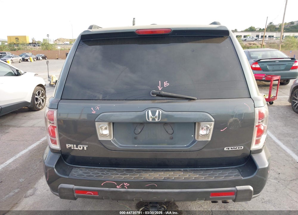 2006 HONDA PILOT EX-L VIN: 2HKYF18576H500661