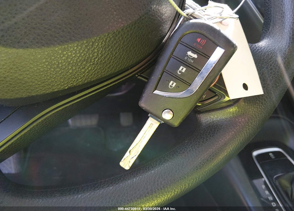 2020 TOYOTA COROLLA LE VIN: 5YFEPRAE9LP093806