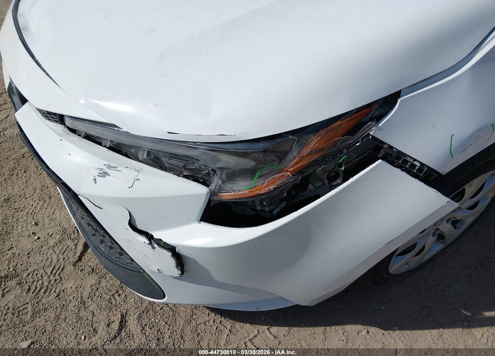 2020 TOYOTA COROLLA LE VIN: 5YFEPRAE9LP093806