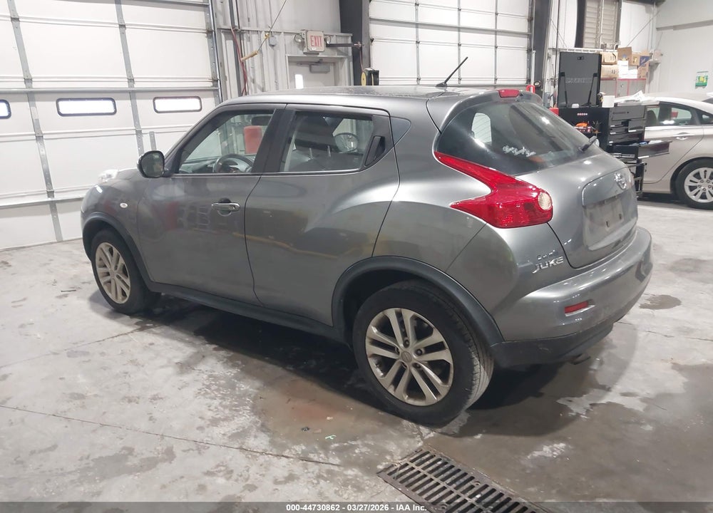 2014 NISSAN JUKE S VIN: JN8AF5MR2ET352581