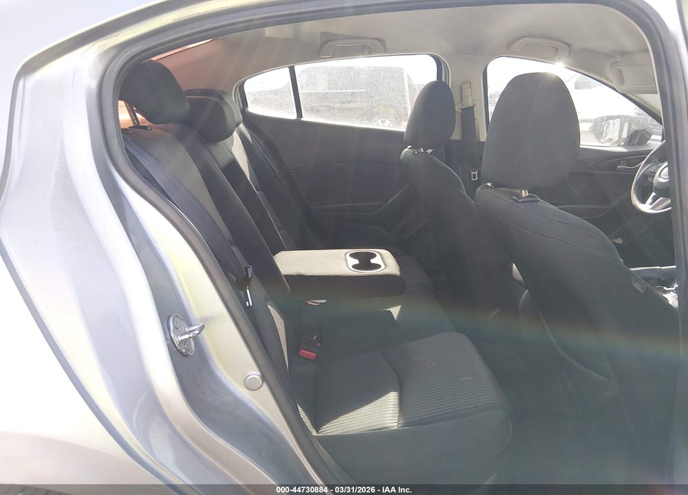 2016 MAZDA 3 I SPORT VIN: JM1BM1U77G1335111