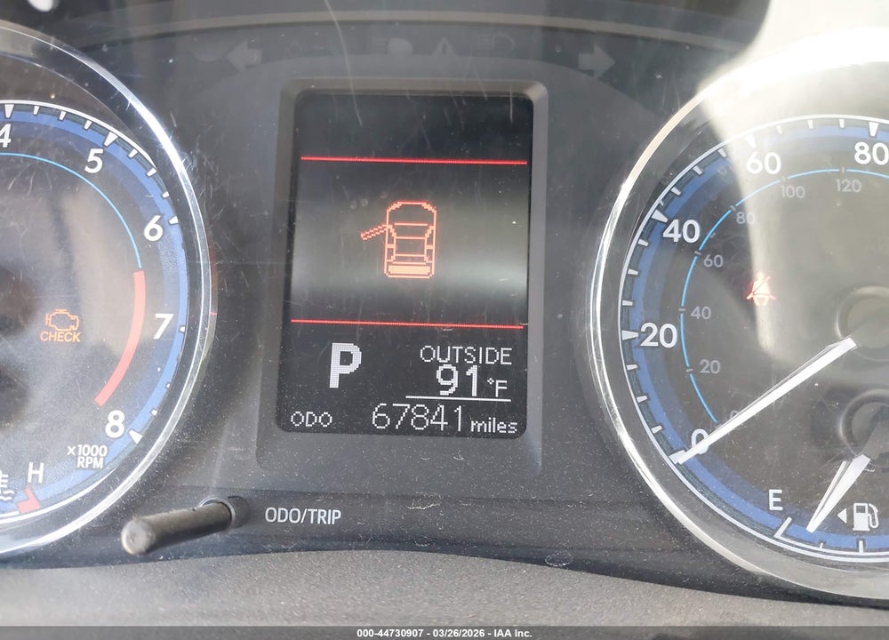 2017 TOYOTA COROLLA LE VIN: 2T1BURHE7HC952349