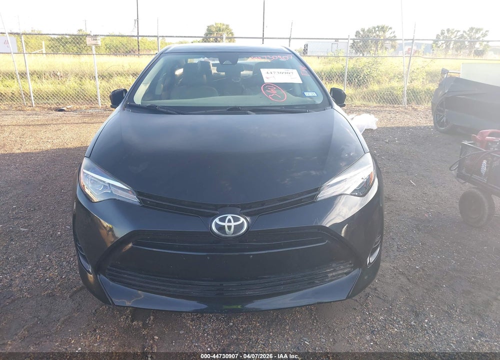 2017 TOYOTA COROLLA LE VIN: 2T1BURHE7HC952349