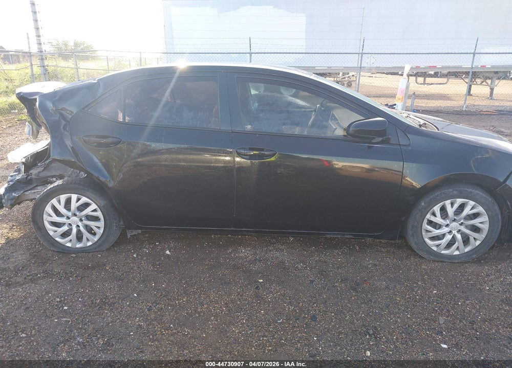 2017 TOYOTA COROLLA LE VIN: 2T1BURHE7HC952349