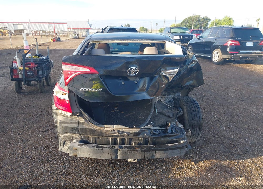 2017 TOYOTA COROLLA LE VIN: 2T1BURHE7HC952349