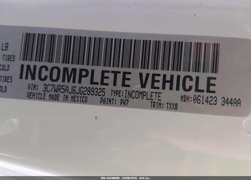 2018 RAM 2500 TRADESMAN  4X4 8' BOX VIN: 3C7WR5AJ6JG289325
