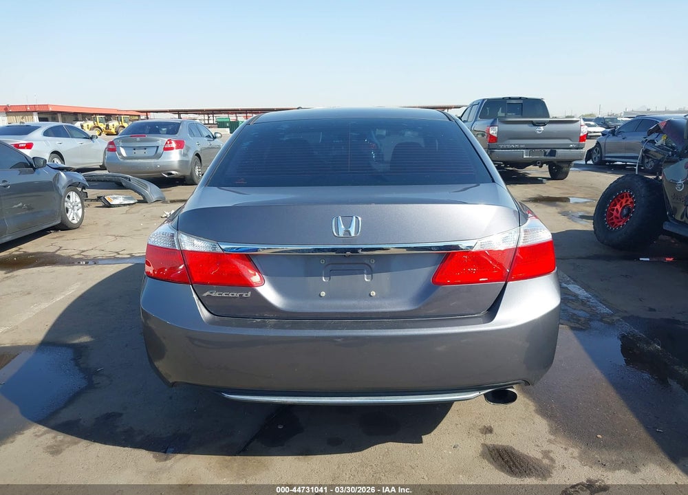 2015 HONDA ACCORD LX VIN: 1HGCR2F38FA275913