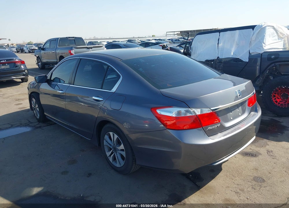 2015 HONDA ACCORD LX VIN: 1HGCR2F38FA275913