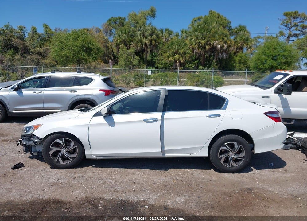 2017 HONDA ACCORD LX VIN: 1HGCR2F33HA068185
