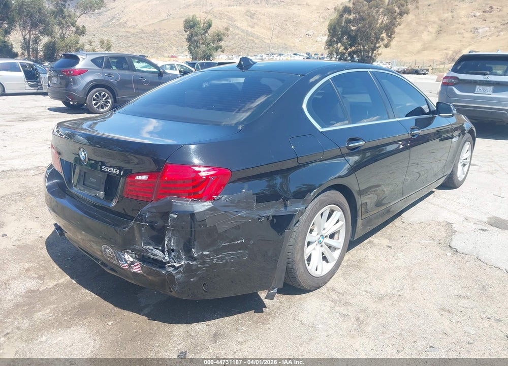 2015 BMW 528I VIN: WBA5A5C50FD517059