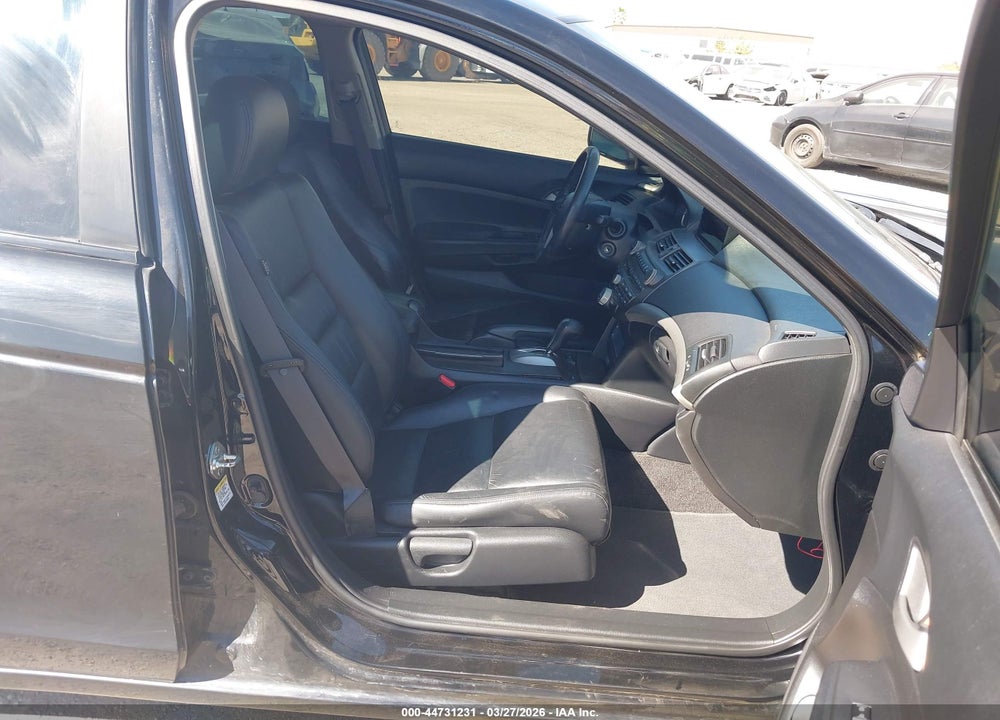 2012 HONDA ACCORD 2.4 SE VIN: 1HGCP2F61CA138565