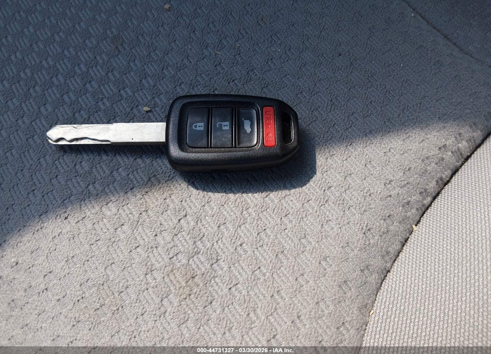 2016 HONDA CR-V LX VIN: 2HKRM4H36GH626232
