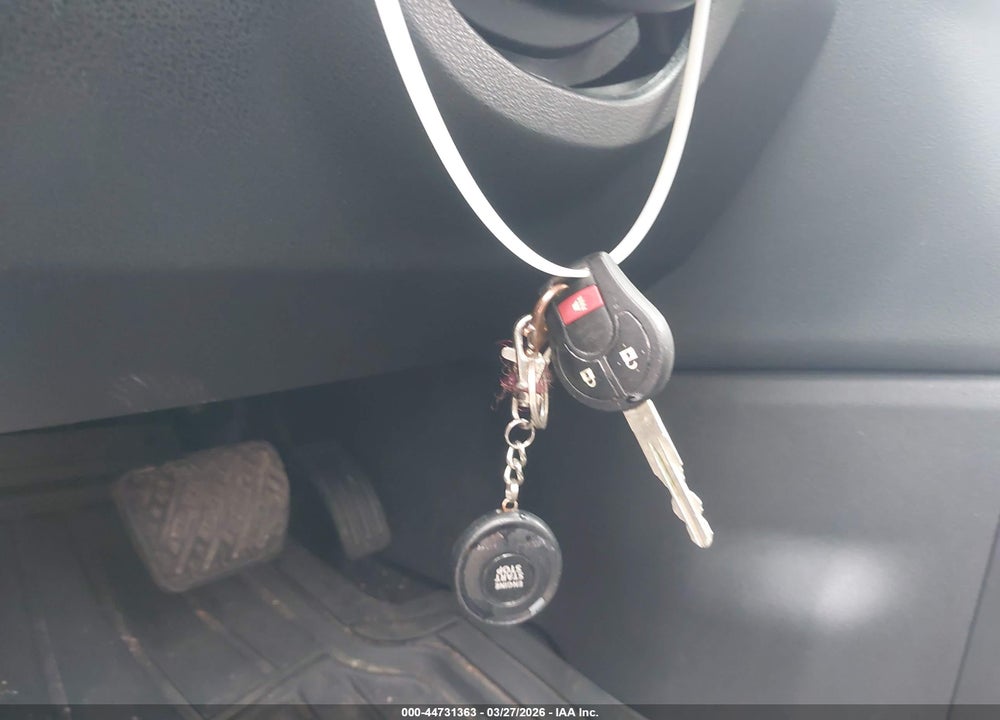 2013 NISSAN ROGUE S VIN: JN8AS5MT6DW519240