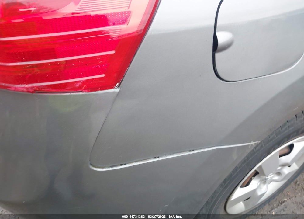 2013 NISSAN ROGUE S VIN: JN8AS5MT6DW519240