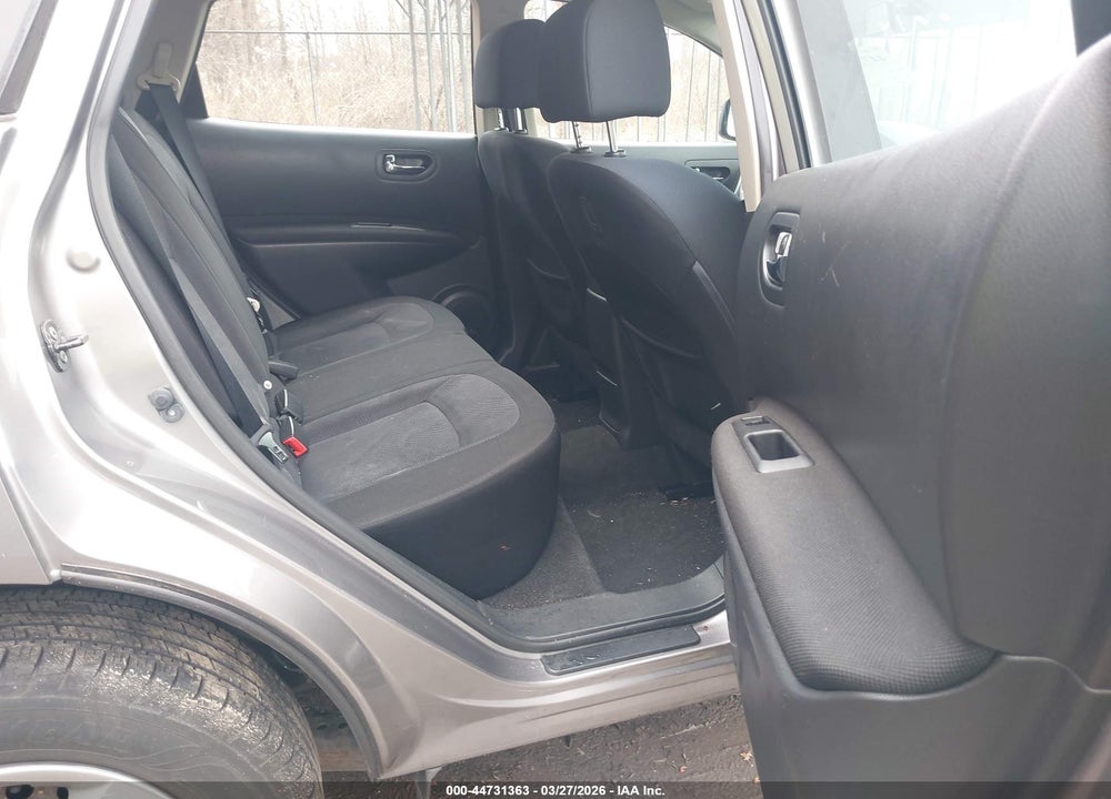 2013 NISSAN ROGUE S VIN: JN8AS5MT6DW519240