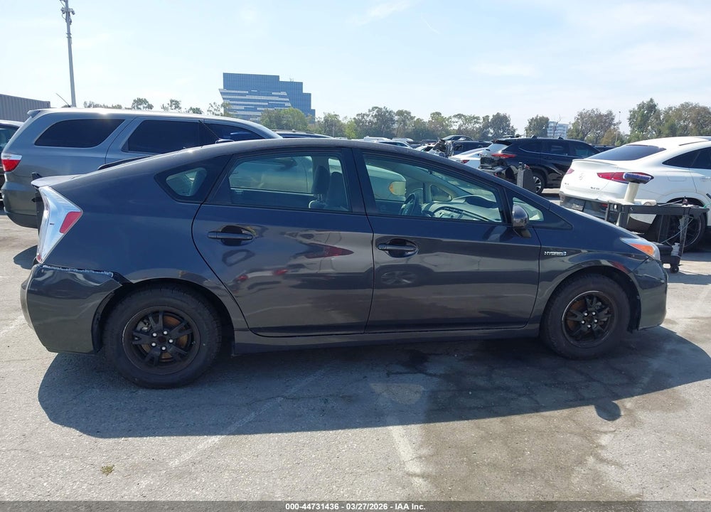 2015 TOYOTA PRIUS THREE VIN: JTDKN3DU2F0430873