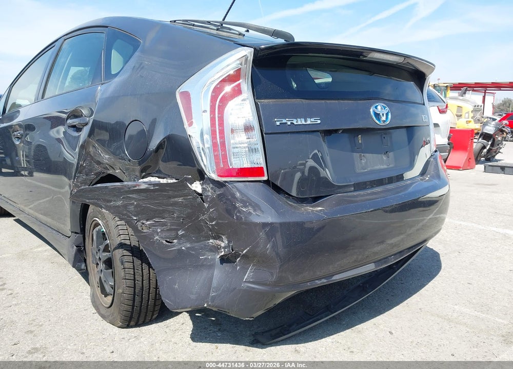 2015 TOYOTA PRIUS THREE VIN: JTDKN3DU2F0430873