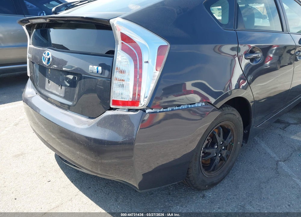 2015 TOYOTA PRIUS THREE VIN: JTDKN3DU2F0430873
