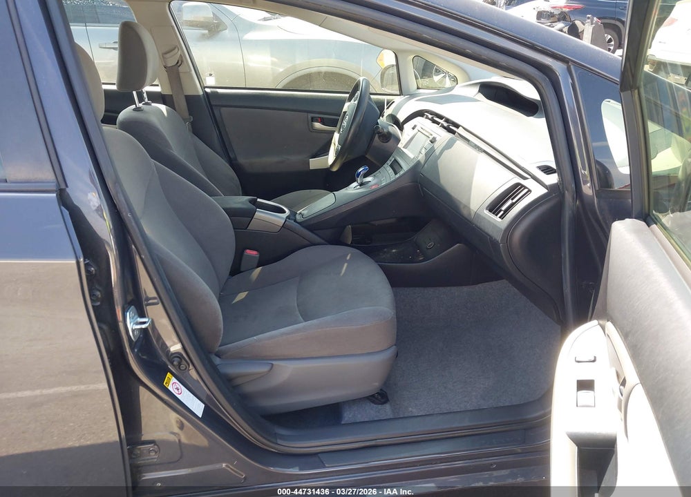 2015 TOYOTA PRIUS THREE VIN: JTDKN3DU2F0430873