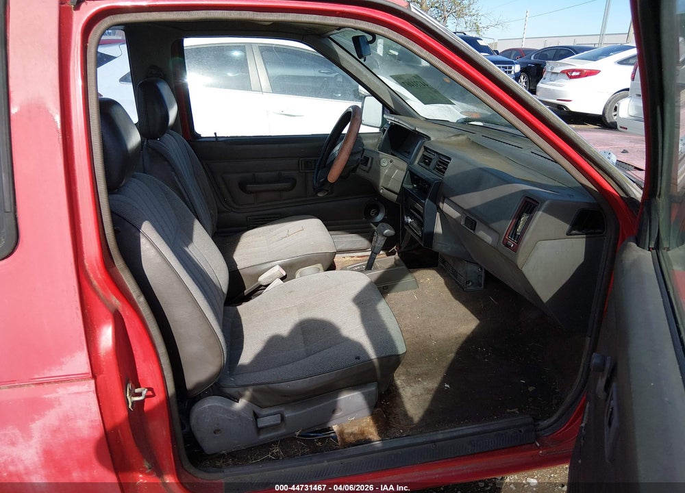 1992 NISSAN TRUCK KING CAB VIN: 1N6SD16S1NC333659