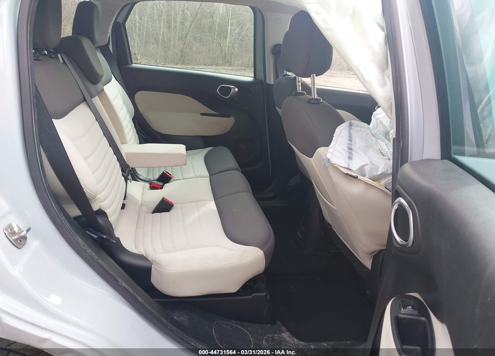 2014 FIAT 500L EASY VIN: ZFBCFABH3EZ015988