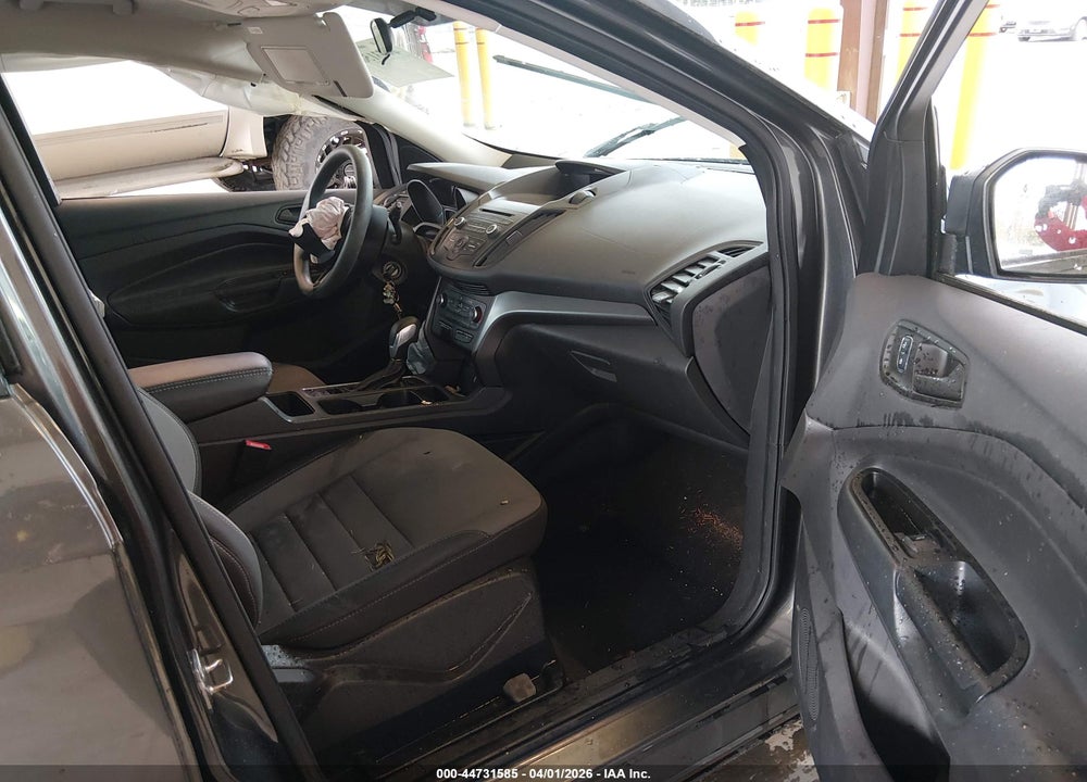 2017 FORD ESCAPE S VIN: 1FMCU0F79HUE75104