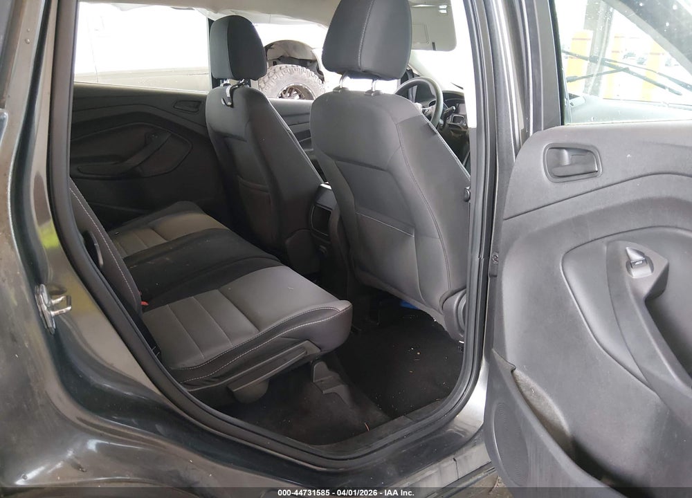 2017 FORD ESCAPE S VIN: 1FMCU0F79HUE75104