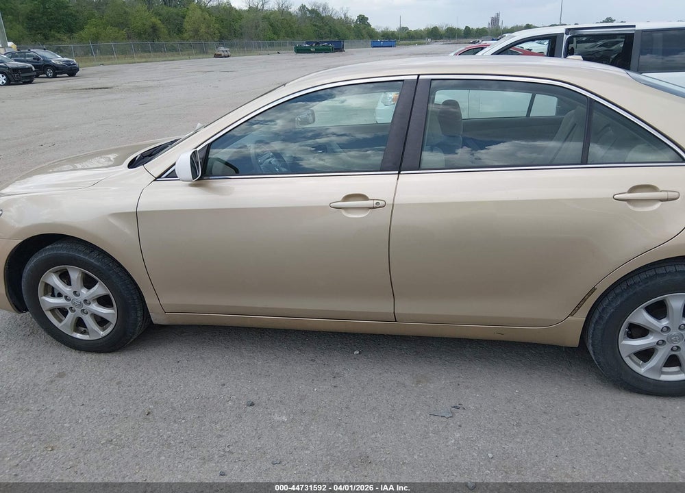 2011 TOYOTA CAMRY LE VIN: 4T1BF3EK8BU634828