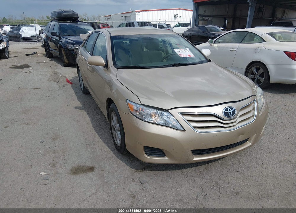 2011 TOYOTA CAMRY LE VIN: 4T1BF3EK8BU634828