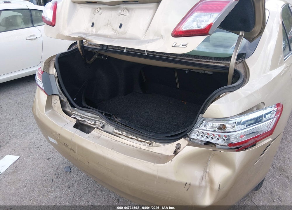 2011 TOYOTA CAMRY LE VIN: 4T1BF3EK8BU634828