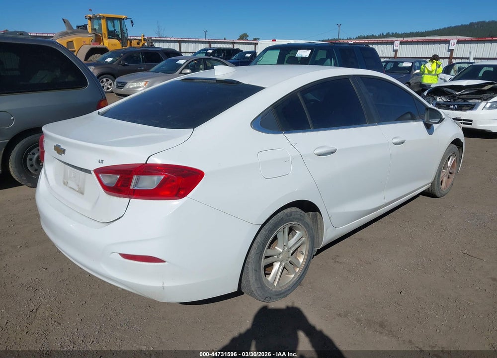 2017 CHEVROLET CRUZE LT AUTO VIN: 1G1BE5SM7H7240214