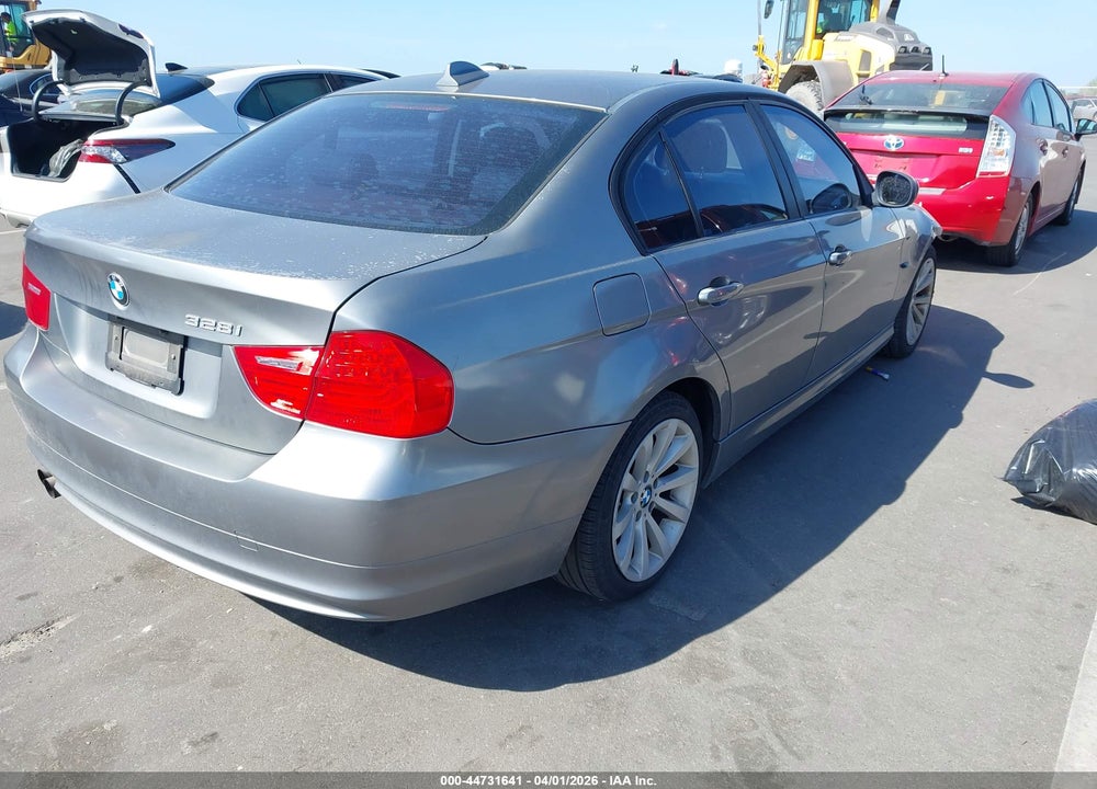 2011 BMW 328I VIN: WBAPH5C57BA441193