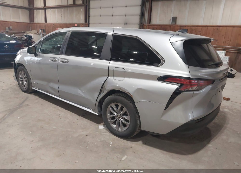 2021 TOYOTA SIENNA LE VIN: 5TDKSKFC5MS036060